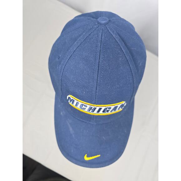 Vintage Nike Michigan Wolverines Snapback Hat 90's - Picture 7 of 12